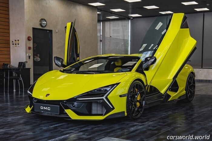 The Most Shocking Lamborghini Modification You’ll Encounter Today Isn’t Made by Mansory | Carscoops